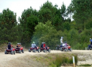  Paseo en cuatrimoto en grupo 